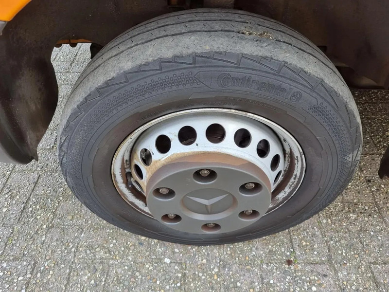 Interior photo 2: Furgon, Dostavno vozilo z dvojno kabino Mercedes-Benz Sprinter 513 CDI/ Doka / Multicab / Aut/ Navi/ Airco/ EURO 6