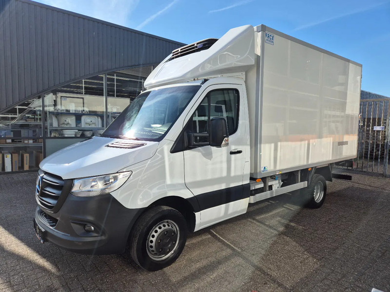Mercedes-Benz Sprinter 519 CDI Kuhlkoffer -20+20/ Carrier Xarios 350/ Standby 230V - Hladilno vozilo: slika 5 Mercedes-Benz Sprinter 519 CDI Kuhlkoffer -20+20/ Carrier Xarios 350/ Standby 230V - Hladilno vozilo: slika 5