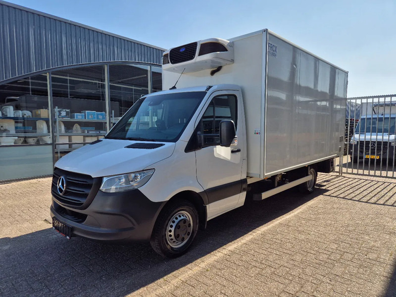 Mercedes-Benz Sprinter 519 CDI Kuhlkoffer/ Carrier 600 MT -20/+20 Trennwand/ 380V - Hladilno vozilo: slika 5 Mercedes-Benz Sprinter 519 CDI Kuhlkoffer/ Carrier 600 MT -20/+20 Trennwand/ 380V - Hladilno vozilo: slika 5