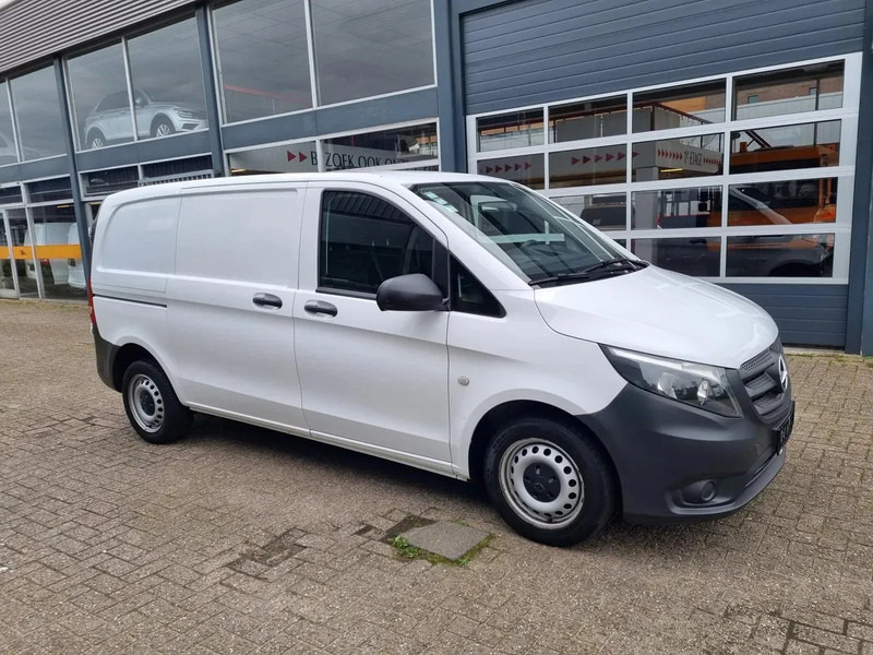 Mercedes-Benz Vito 111 CDI/ Airco/ Navi/ EURO 6 - Mali kombi: slika 1 Mercedes-Benz Vito 111 CDI/ Airco/ Navi/ EURO 6 - Mali kombi: slika 1