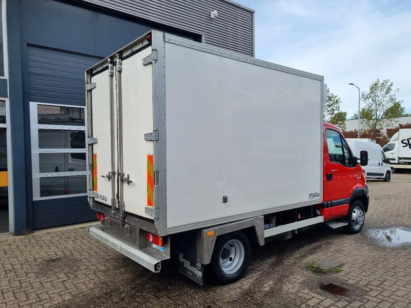 Renault Mascott 150 Kuhlkoffer Fleischwagen 4x Rohrbahnen - Hladilno vozilo: slika 2 Renault Mascott 150 Kuhlkoffer Fleischwagen 4x Rohrbahnen - Hladilno vozilo: slika 2