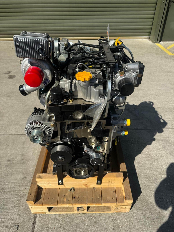 JCB 444 81kW 24V Tier 4 Turbo Engine - Motor: slika 2 JCB 444 81kW 24V Tier 4 Turbo Engine - Motor: slika 2