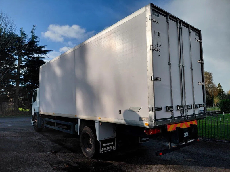 DAF 75.270 ATI 4x2 Box Manuel Gearbox - Tovornjak zabojnik: slika 3 DAF 75.270 ATI 4x2 Box Manuel Gearbox - Tovornjak zabojnik: slika 3