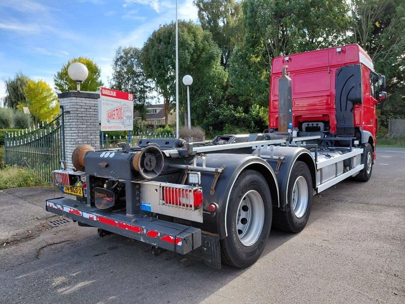 DAF XF 460 Manuel Gearbox 6x2 Container Truck - Kotalni prekucni tovornjak: slika 3 DAF XF 460 Manuel Gearbox 6x2 Container Truck - Kotalni prekucni tovornjak: slika 3