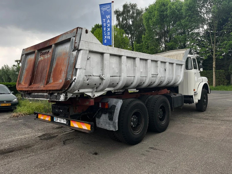 MAN 32.240 6x4 FULL STEEL SPRING KIPPER MANUAL GEARBOX - Tovornjak prekucnik: slika 3 MAN 32.240 6x4 FULL STEEL SPRING KIPPER MANUAL GEARBOX - Tovornjak prekucnik: slika 3