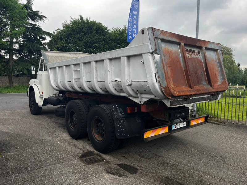MAN 32.240 6x4 FULL STEEL SPRING KIPPER MANUAL GEARBOX - Tovornjak prekucnik: slika 4 MAN 32.240 6x4 FULL STEEL SPRING KIPPER MANUAL GEARBOX - Tovornjak prekucnik: slika 4