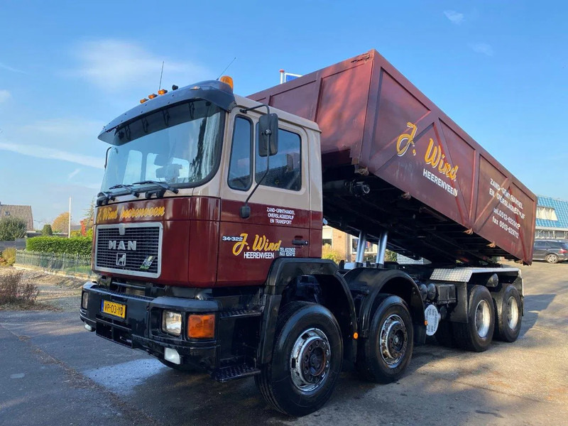MAN 35 35.322 HOLLAND TRUCK FULL STEEL SPRING MANUAL ZF GEARBOX no 372 - Tovornjak prekucnik: slika 1 MAN 35 35.322 HOLLAND TRUCK FULL STEEL SPRING MANUAL ZF GEARBOX no 372 - Tovornjak prekucnik: slika 1