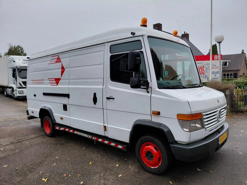 Mercedes-Benz 512 D - Mali kombi: slika 2 Mercedes-Benz 512 D - Mali kombi: slika 2