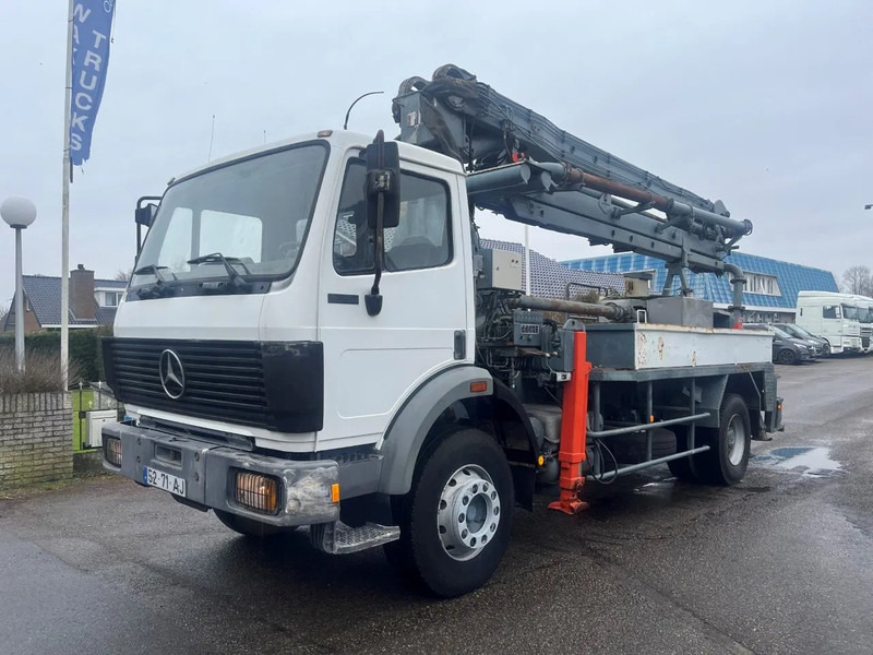 Mercedes-Benz SK 1922 PUTZMEISTER M22 MANUAL FULL STEEL SPRING NEW TYRES - Črpalka za beton: slika 1 Mercedes-Benz SK 1922 PUTZMEISTER M22 MANUAL FULL STEEL SPRING NEW TYRES - Črpalka za beton: slika 1