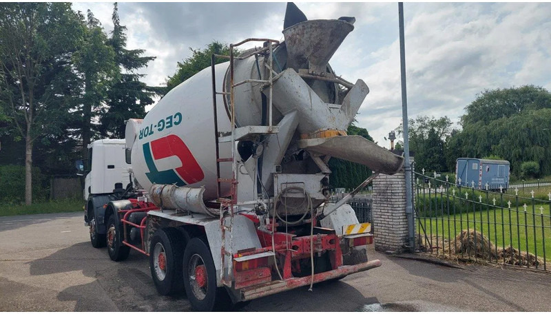 Scania P114-340 8x4 Mixer Full Steel Spring - Avtomešalec: slika 4 Scania P114-340 8x4 Mixer Full Steel Spring - Avtomešalec: slika 4