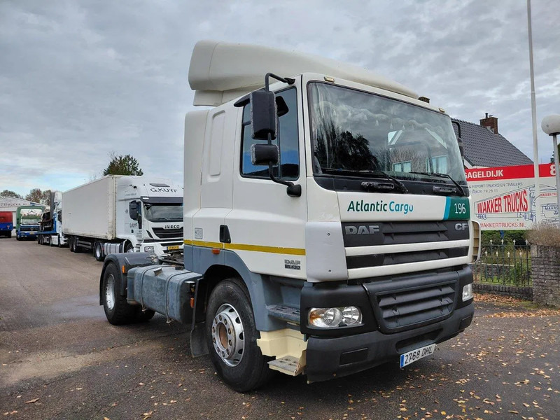 DAF CF 85.430 MANUAL ZF GEARBOX 4x2 Truckhead !! EURO 3 Engine !! - Vlačilec: slika 2 DAF CF 85.430 MANUAL ZF GEARBOX 4x2 Truckhead !! EURO 3 Engine !! - Vlačilec: slika 2