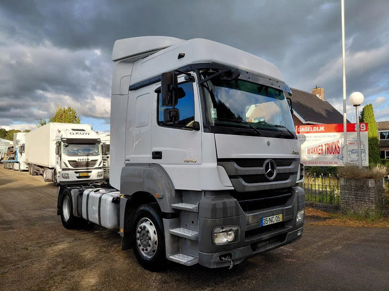 Mercedes-Benz Axor 1843 2 Pieces 4x2 Retarder - Vlačilec: slika 2 Mercedes-Benz Axor 1843 2 Pieces 4x2 Retarder - Vlačilec: slika 2