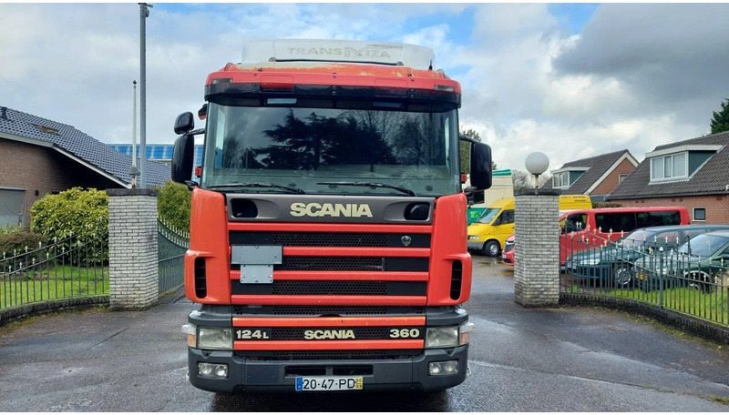 Scania R124-360 360 MANUAL GEARBOX RETARDER HYDRAULIC PTO - Vlačilec: slika 2 Scania R124-360 360 MANUAL GEARBOX RETARDER HYDRAULIC PTO - Vlačilec: slika 2