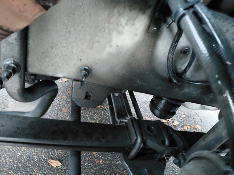 Volvo FH 12.380 MANUAL 3+3 GEARBOX - Vlačilec: slika 4 Volvo FH 12.380 MANUAL 3+3 GEARBOX - Vlačilec: slika 4