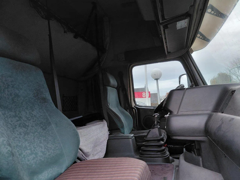 Volvo FH 12.380 MANUAL 3+3 GEARBOX - Vlačilec: slika 5 Volvo FH 12.380 MANUAL 3+3 GEARBOX - Vlačilec: slika 5