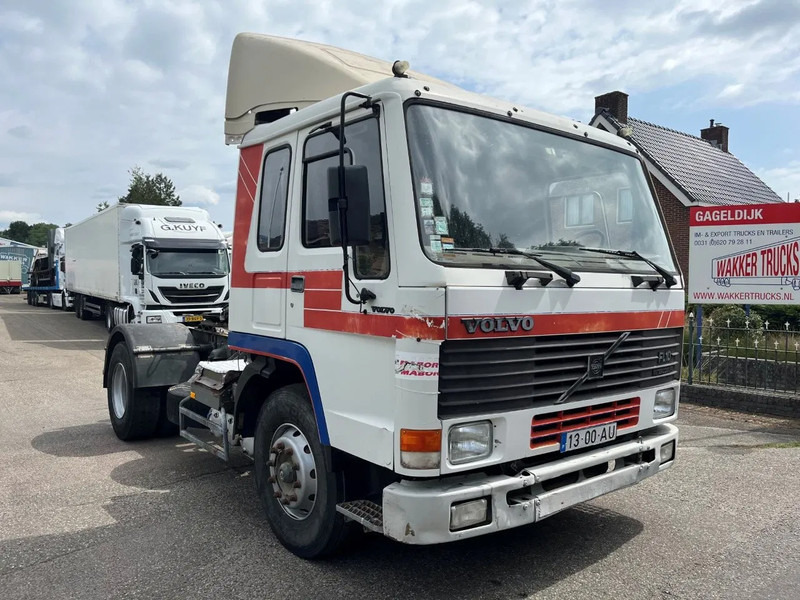 Volvo FL 10.320 4X2 TRUCKHEAD FULL STEEL SUSPENSION - Vlačilec: slika 5 Volvo FL 10.320 4X2 TRUCKHEAD FULL STEEL SUSPENSION - Vlačilec: slika 5