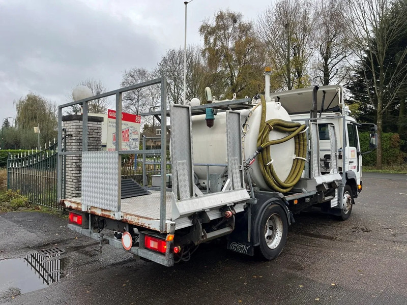 Tovornjak cisterna Volvo FL 611 FL6 11 4x2 with TANK, possible to remove the tank: slika 9 Tovornjak cisterna Volvo FL 611 FL6 11 4x2 with TANK, possible to remove the tank: slika 9