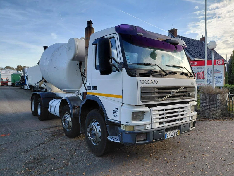 Volvo FM 12.340 8x4 Mixer Steel Suspension - Avtomešalec: slika 2 Volvo FM 12.340 8x4 Mixer Steel Suspension - Avtomešalec: slika 2