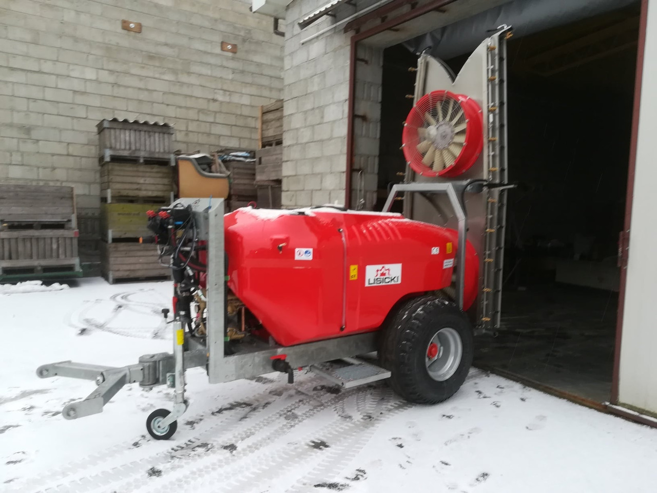 Lisicki Opryskiwacz sadowniczy / Orchard sprayer - Vlečna škropilnica: slika 4 Lisicki Opryskiwacz sadowniczy / Orchard sprayer - Vlečna škropilnica: slika 4