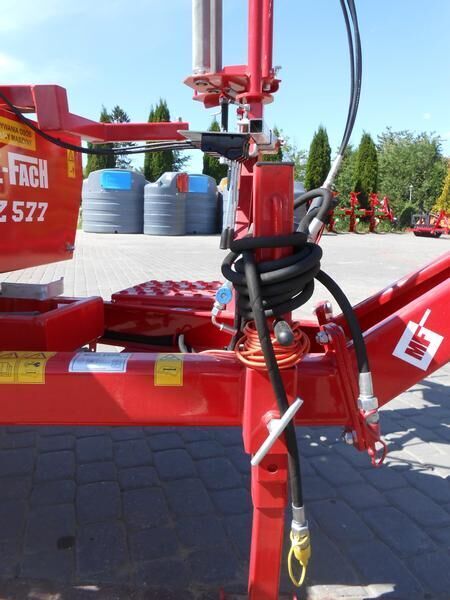 METAL-FACH Owijarka do bel Z577/ Samozaładowcza - Ovijalnik za bale: slika 5 METAL-FACH Owijarka do bel Z577/ Samozaładowcza - Ovijalnik za bale: slika 5