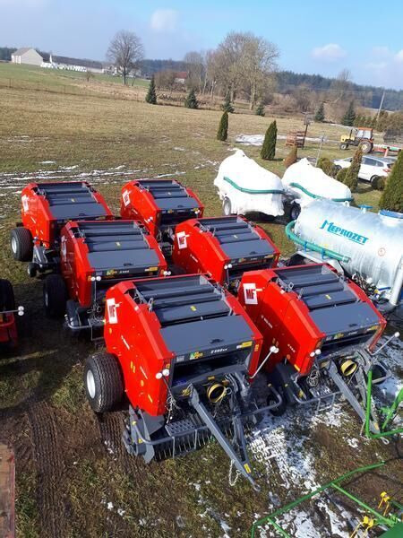 METAL-FACH Prasa Belująca/ πρέσα για σφυρίχτρα/ / Prensa de balas - Ovijalnik za bale: slika 4 METAL-FACH Prasa Belująca/ πρέσα για σφυρίχτρα/ / Prensa de balas - Ovijalnik za bale: slika 4