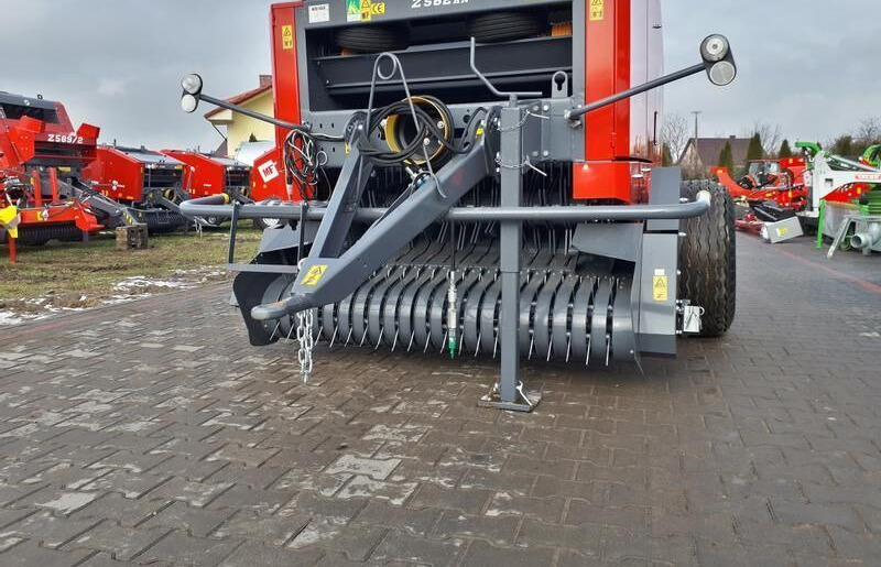 METAL-FACH Prasa Belująca/ πρέσα για σφυρίχτρα/ / Prensa de balas - Ovijalnik za bale: slika 3 METAL-FACH Prasa Belująca/ πρέσα για σφυρίχτρα/ / Prensa de balas - Ovijalnik za bale: slika 3