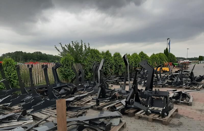 Metal-Technik Frontlader für CASE FARMALL 95A, 105A, 105C / Ładowacz czołowy d - Sprednji nakladalnik za traktor: slika 1 Metal-Technik Frontlader für CASE FARMALL 95A, 105A, 105C / Ładowacz czołowy d - Sprednji nakladalnik za traktor: slika 1