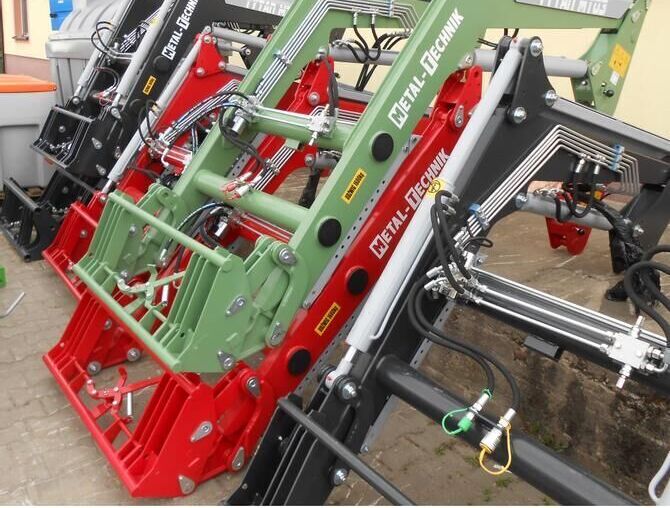 Metal-Technik Frontlader für Massey Ferguson/ Front loader/ Ładowacz TUR - Sprednji nakladalnik za traktor za Traktor: slika 3 Metal-Technik Frontlader für Massey Ferguson/ Front loader/ Ładowacz TUR - Sprednji nakladalnik za traktor za Traktor: slika 3