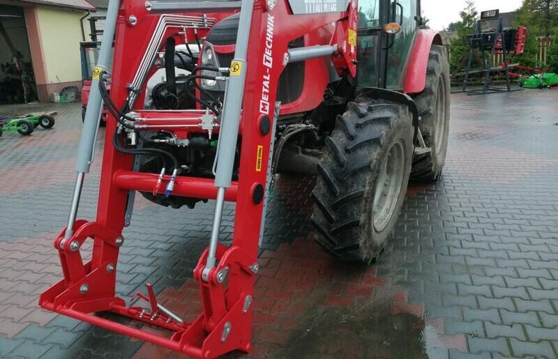 Metal-Technik MASSEY FERGUSON 3080 - Sprednji nakladalnik za traktor: slika 2 Metal-Technik MASSEY FERGUSON 3080 - Sprednji nakladalnik za traktor: slika 2