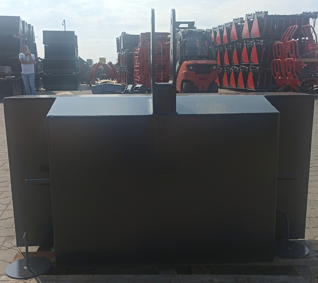 Metal-technik Balast 1500 kg - Protiutež za Traktor: slika 4 Metal-technik Balast 1500 kg - Protiutež za Traktor: slika 4