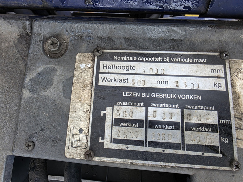 Komatsu fd25t-14 dieselheftruck - Diesel viličar: slika 5 Komatsu fd25t-14 dieselheftruck - Diesel viličar: slika 5