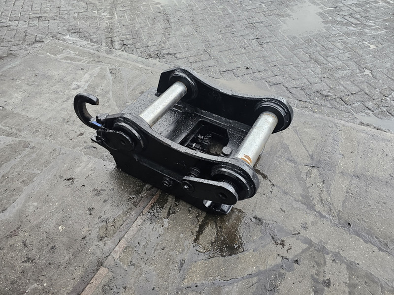 Oilquick 80 coupler connector oq80 oilquick steelwrist - Hitra spojka za Gradbeni stroj: slika 3 Oilquick 80 coupler connector oq80 oilquick steelwrist - Hitra spojka za Gradbeni stroj: slika 3