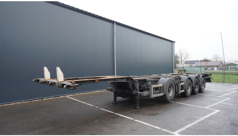 Floor 4 AXLE BREAKER CONTAINER TRAILER - Kontejnerska polprikolica/ Polprikolica z zamenljivim tovoriščem: slika 2 Floor 4 AXLE BREAKER CONTAINER TRAILER - Kontejnerska polprikolica/ Polprikolica z zamenljivim tovoriščem: slika 2