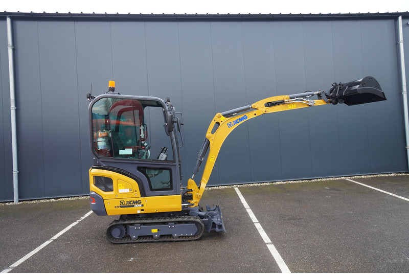 XCMG XE20E MINI CRAWLER DIGGER WITH BUCKETS - Gradbeni stroj: slika 2 XCMG XE20E MINI CRAWLER DIGGER WITH BUCKETS - Gradbeni stroj: slika 2