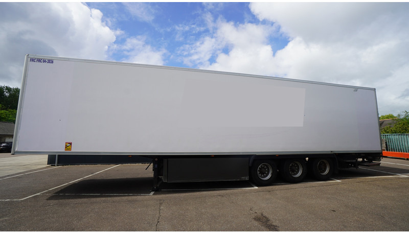 LAMBERET 3 AXLE FRIGO TRAILER - Polprikolica hladilnik: slika 1 LAMBERET 3 AXLE FRIGO TRAILER - Polprikolica hladilnik: slika 1