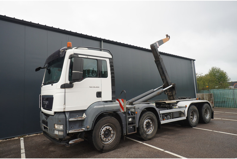 MAN TGS 35.400 8x4 HOOKARM SYSTEM MANUAL GEARBOX - Kotalni prekucni tovornjak: slika 2 MAN TGS 35.400 8x4 HOOKARM SYSTEM MANUAL GEARBOX - Kotalni prekucni tovornjak: slika 2