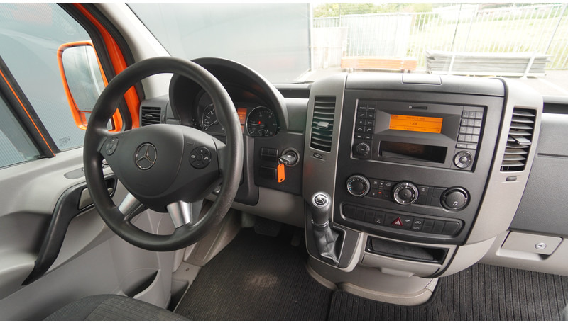 Mercedes-Benz 309 SPRINTER CLOSED BOX - Dostavno vozilo z zabojnikom: slika 5 Mercedes-Benz 309 SPRINTER CLOSED BOX - Dostavno vozilo z zabojnikom: slika 5