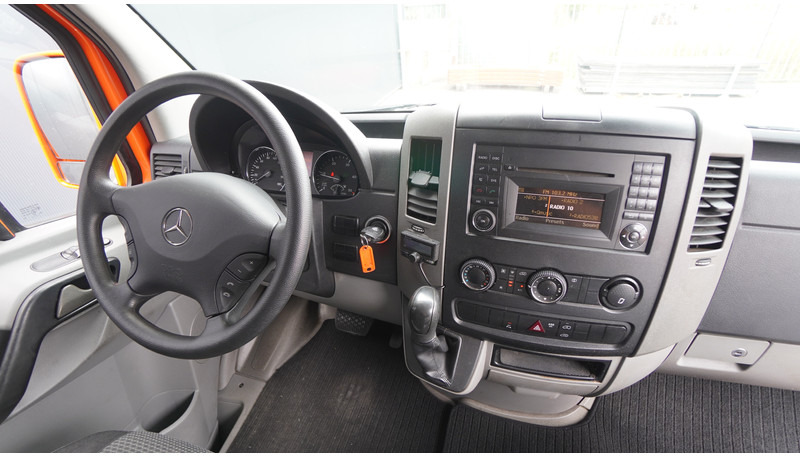 Mercedes-Benz Sprinter 309 CLOSED BOX - Dostavno vozilo z zabojnikom: slika 5 Mercedes-Benz Sprinter 309 CLOSED BOX - Dostavno vozilo z zabojnikom: slika 5