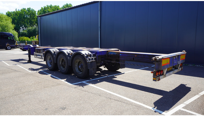 Pacton 3 AXLE MULTI CONTAINER TRANSPORT TRAILER EXTENDABLE 45 FT - Kontejnerska polprikolica/ Polprikolica z zamenljivim tovoriščem: slika 4 Pacton 3 AXLE MULTI CONTAINER TRANSPORT TRAILER EXTENDABLE 45 FT - Kontejnerska polprikolica/ Polprikolica z zamenljivim tovoriščem: slika 4