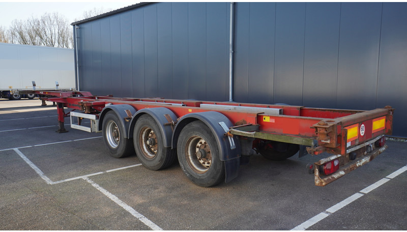 Renders 3 AXLE EXTENDABLE CONTAINER TRANSPORT TRAILER - Kontejnerska polprikolica/ Polprikolica z zamenljivim tovoriščem: slika 5 Renders 3 AXLE EXTENDABLE CONTAINER TRANSPORT TRAILER - Kontejnerska polprikolica/ Polprikolica z zamenljivim tovoriščem: slika 5