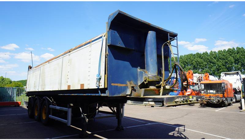Renders 3 AXLE TIPPER TRAILER - Kiper polprikolica: slika 3 Renders 3 AXLE TIPPER TRAILER - Kiper polprikolica: slika 3