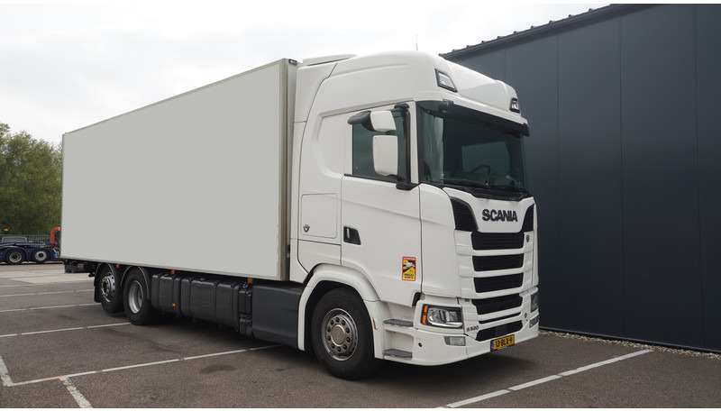 Scania S520 V8 6X2 FRIGO RETARDER - Tovornjak hladilnik: slika 4 Scania S520 V8 6X2 FRIGO RETARDER - Tovornjak hladilnik: slika 4