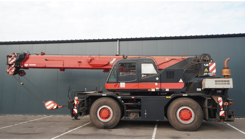 Tadano-Faun GR-300EX WITH JIB 4X4X4 ROUGH TERRAIN CRANE - Tovornjak z dvigalom: slika 1 Tadano-Faun GR-300EX WITH JIB 4X4X4 ROUGH TERRAIN CRANE - Tovornjak z dvigalom: slika 1