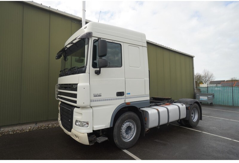 DAF XF 105.460 FT SPACECAB RETARDER PTO - Vlačilec: slika 3 DAF XF 105.460 FT SPACECAB RETARDER PTO - Vlačilec: slika 3