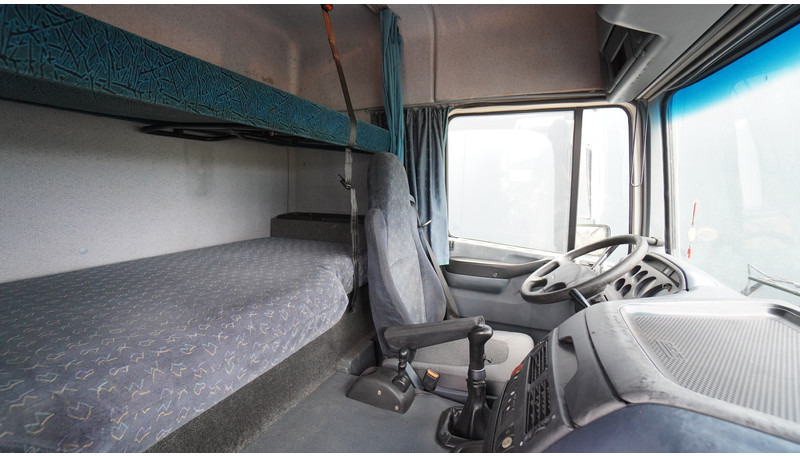 DAF XF 95.380 SC MANUAL GEARBOX - Vlačilec: slika 5 DAF XF 95.380 SC MANUAL GEARBOX - Vlačilec: slika 5