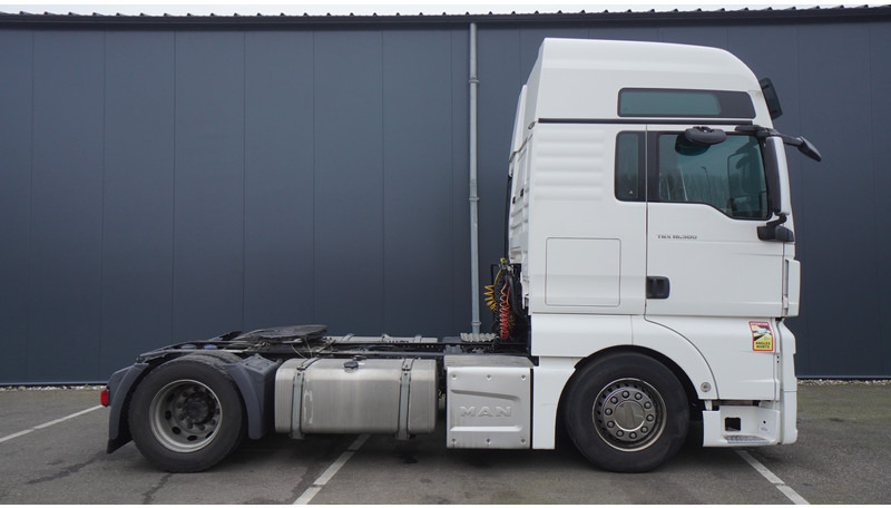 MAN TGX 18.500 XXL MEGA 752.000KM - Vlačilec: slika 2 MAN TGX 18.500 XXL MEGA 752.000KM - Vlačilec: slika 2