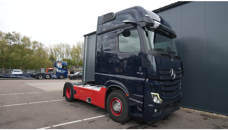 Mercedes-Benz ACTROS 1945 GIGASPACE 727.600KM - Vlačilec: slika 4 Mercedes-Benz ACTROS 1945 GIGASPACE 727.600KM - Vlačilec: slika 4