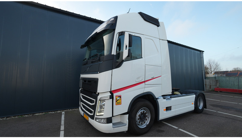 Volvo FH 460 EURO 6 GLOBETROTTER 741.100KM - Vlačilec: slika 3 Volvo FH 460 EURO 6 GLOBETROTTER 741.100KM - Vlačilec: slika 3