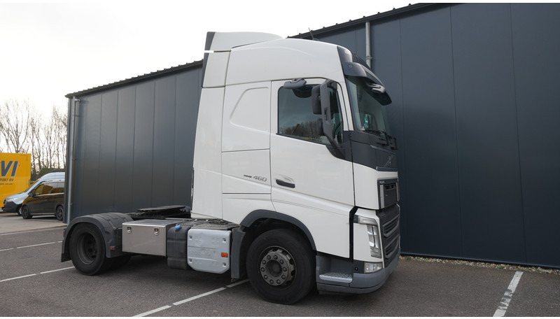 Volvo FH 460 GLOBETROTTER EURO 6 700.600KM - Vlačilec: slika 4 Volvo FH 460 GLOBETROTTER EURO 6 700.600KM - Vlačilec: slika 4