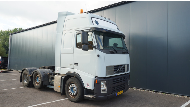 Volvo FH 480 6X2 ADR EURO 5 COMPRESSOR PUMP - Vlačilec: slika 4 Volvo FH 480 6X2 ADR EURO 5 COMPRESSOR PUMP - Vlačilec: slika 4